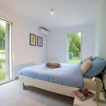 Casa-jardin Secret: Climatisé Avec Piscine Appartement