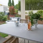 Casa-jardin Secret: Climatise Avec Piscine Juan-les-Pins