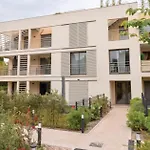 Casa-jardin Secret: Climatise Avec Piscine Apartamento *