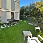 Casa-jardin Secret: Climatise Avec Piscine Apartamento *