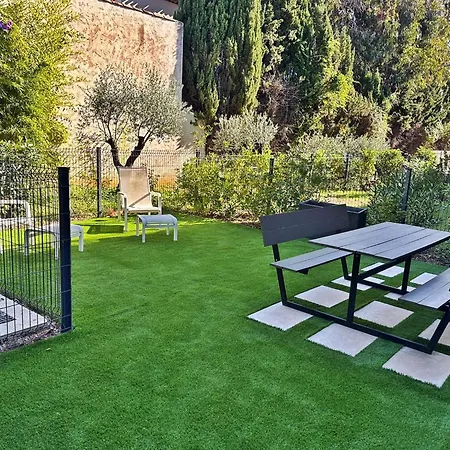 Casa-jardin Secret: Climatise Avec Piscine Apartamento *