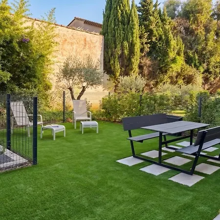 Casa-jardin Secret: Climatisé Avec Piscine Apartamento Juan-les-Pins