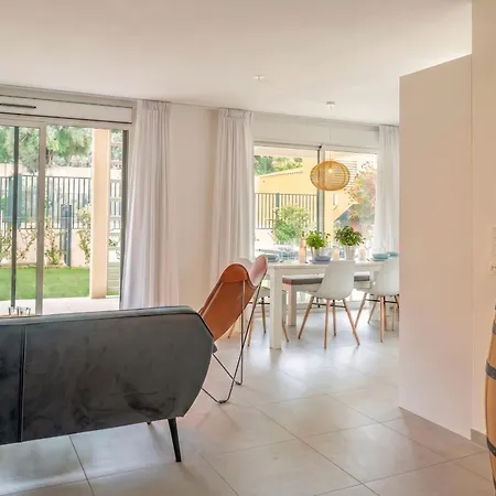 Apartamento Casa-jardin Secret: Climatisé Avec Piscine Juan-les-Pins