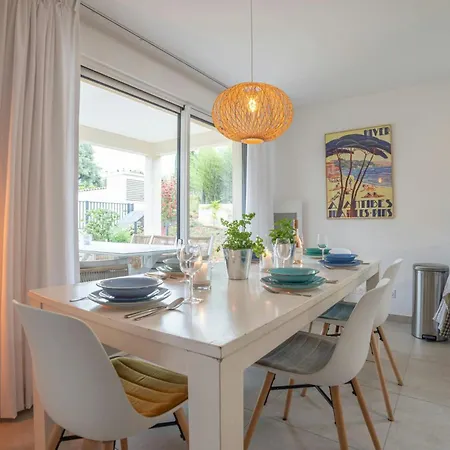 Apartamento Casa-jardin Secret: Climatisé Avec Piscine Juan-les-Pins