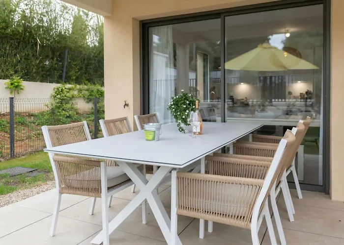 Casa-jardin Secret: Climatise Avec Piscine *