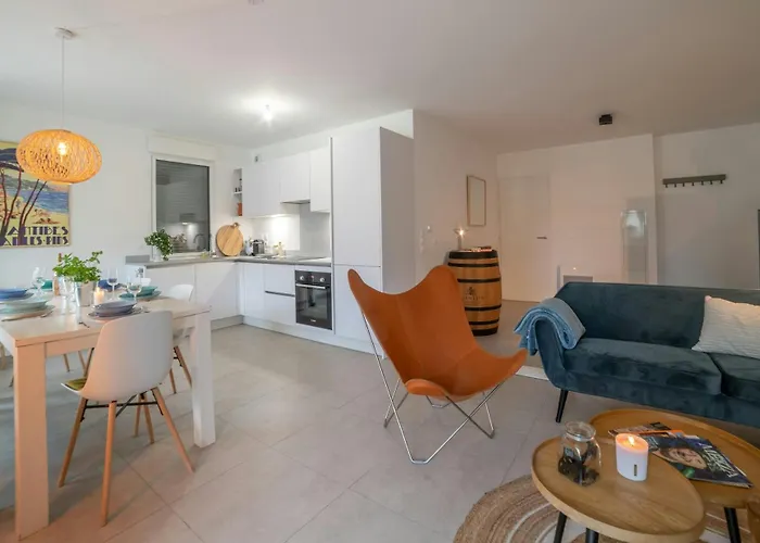 Casa-jardin Secret: Climatise Avec Piscine Lejlighed Juan-les-Pins