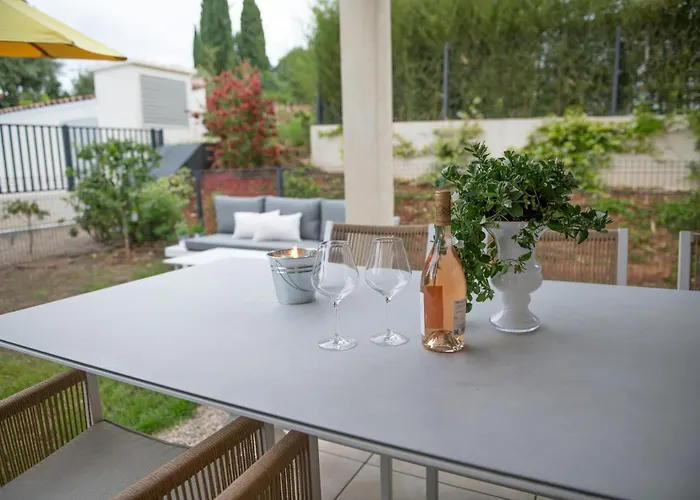 Casa-jardin Secret: Climatise Avec Piscine Juan-les-Pins